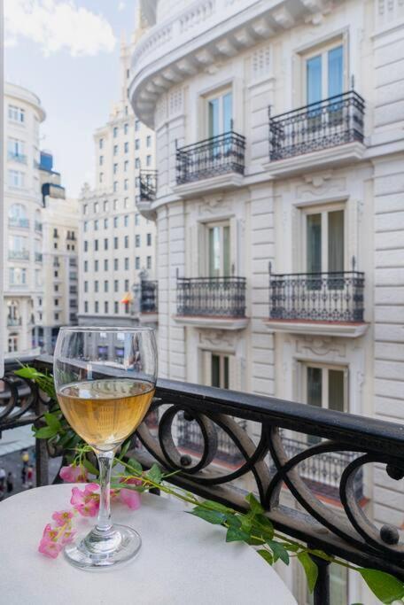 شقة Flat For Groups 8 People In Gran Via-Cgrac4 مدريد المظهر الخارجي الصورة